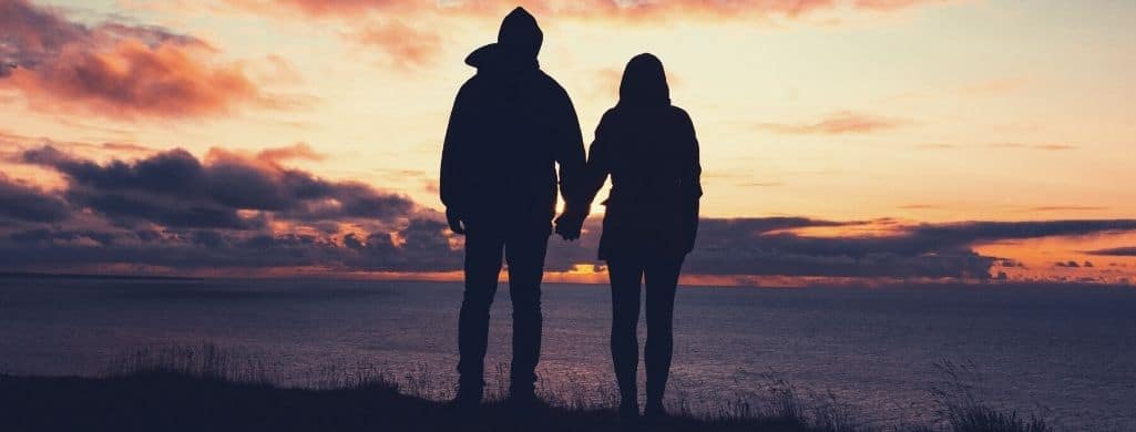Lover hand in hand